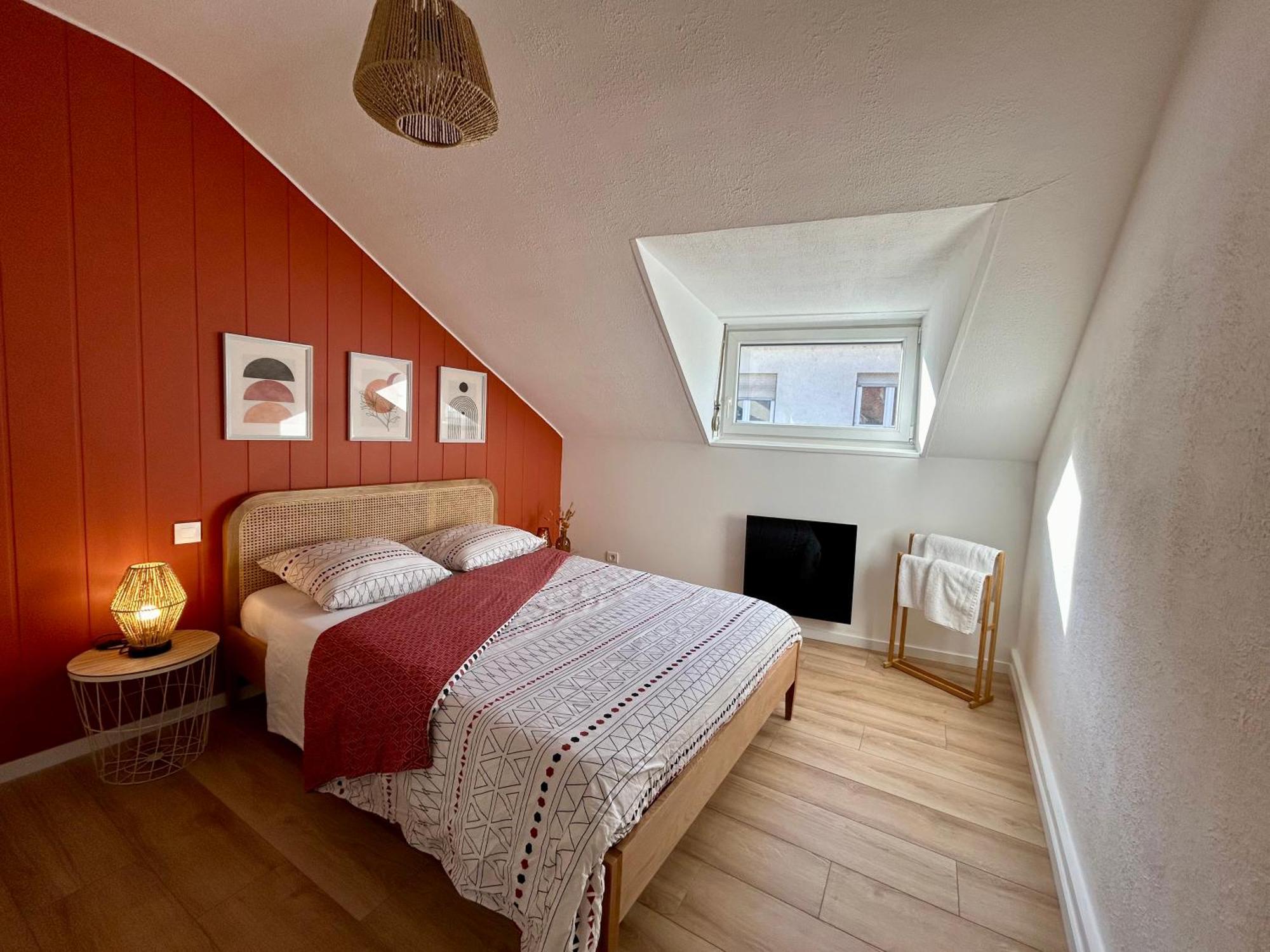 Apartment Douce Agathe - Duo-groupe, Chaleureux, Tram 200m, Centre 10min Straßburg