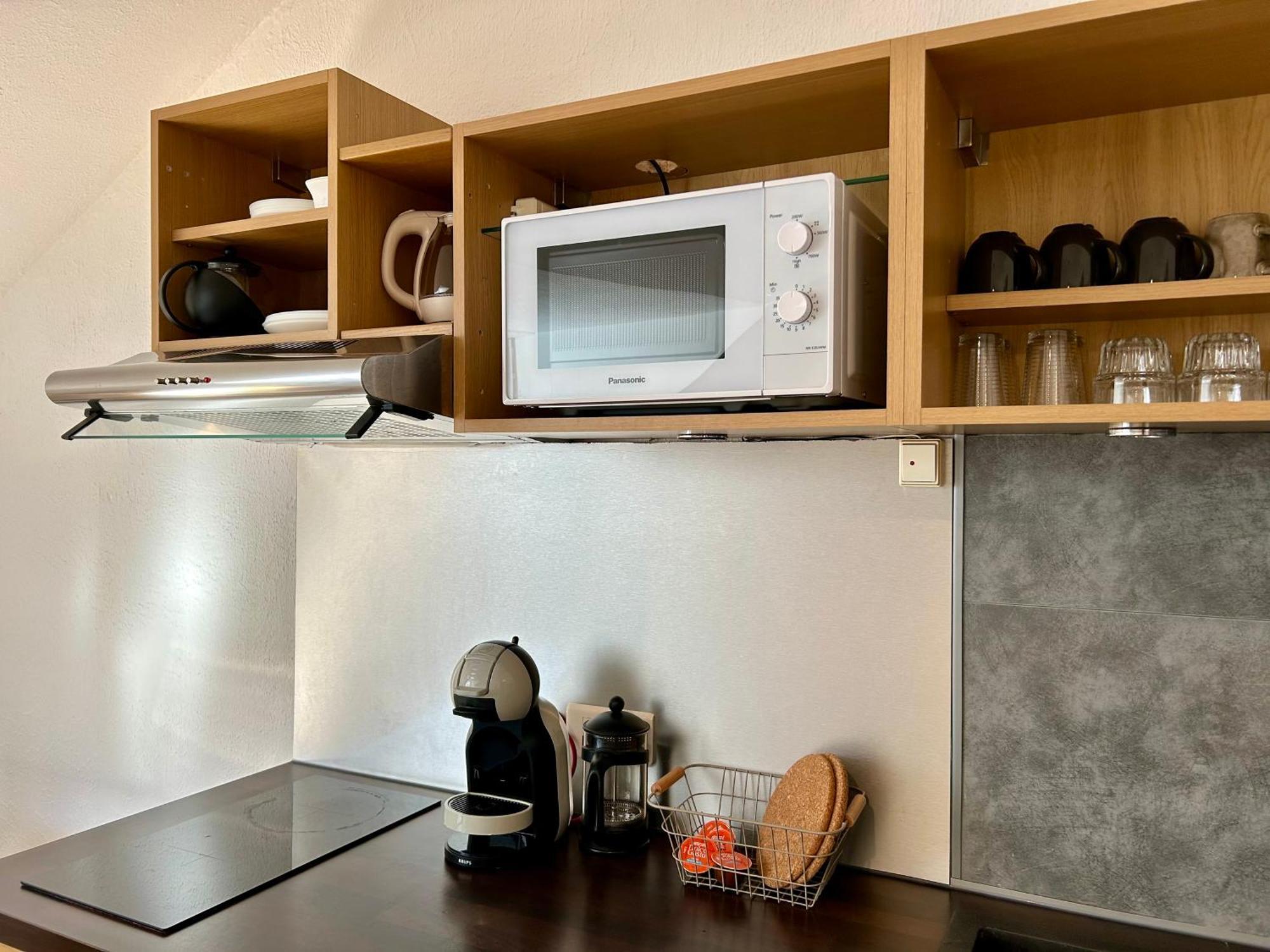 Douce Agathe - Duo-groupe, Chaleureux, Tram 200m, Centre 10min Apartment